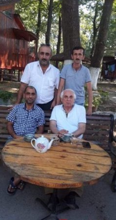 Hadı Rəcəblinin ürəyinin üstündəki "Palıdlı Sahil" - FOTO