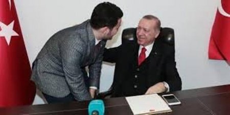 Prezidentin nazirlərlə birgə telefonla elçilik etməsi görüntüləri yayıldı - VİDEO