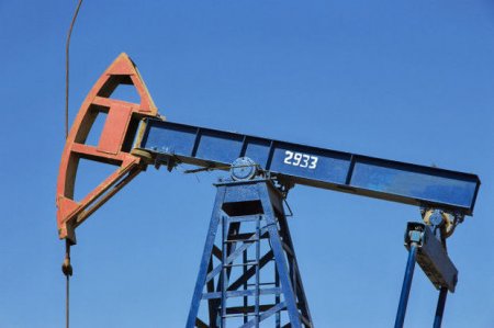 Dünyada neft qiymətləri kəskin ucuzlaşdı