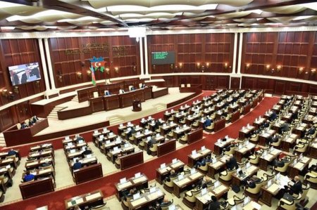 Bu gün Milli Məclisin Elm və təhsil komitəsi toplanır - Deputatlar nəyi müzakirə edəcək?
