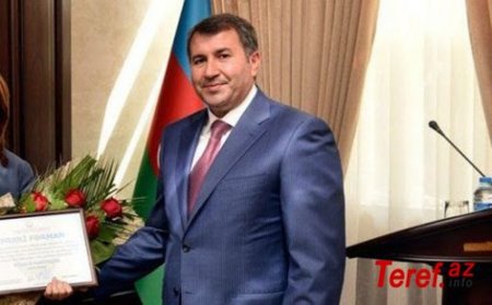 Xaricdə yaşayan blogerlərdən kömək istəyən məmur Şahmar İbadov kimdir? — VİDEO