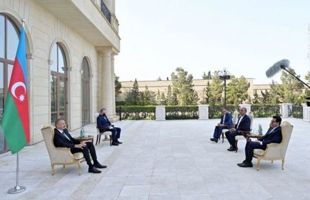 Prezident: “Azərbaycan-İran ikitərəfli münasibətləri sürətlə inkişaf edir”