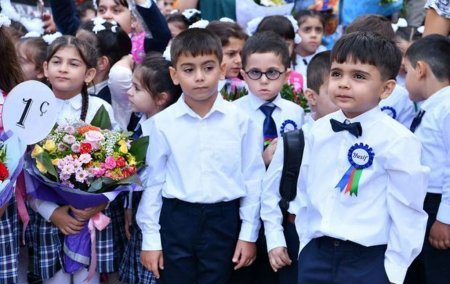 Azərbaycanda Bilik Günüdür