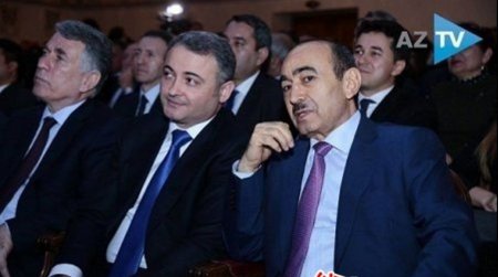 «AzTV sədri «Həftə» proqramına görə özünə 5 min manat qonorar yazır»-QALMAQAL