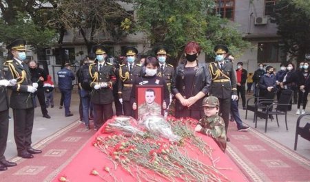 Azərbaycan Ordusunun şəhid hərbçisi Dmitri Sontsevlə vida mərasimi keçirilir