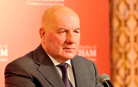 Elman Rüstəmov: “Bütün ərazilərimizdə Azərbaycan manatı işləyəcək”