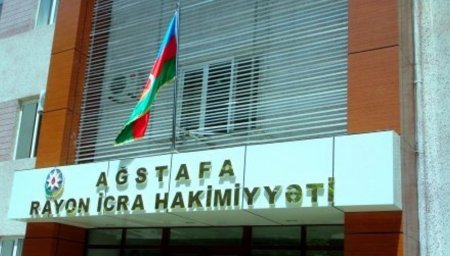 Ağstafa icra hakimiyyətindən iki oğlu əsgərdə olan anaya həqarət - VİDEO