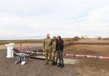 İlham Əliyev və Mehriban Əliyeva Füzuli hava limanının təməlqoyma mərasimində - FOTO