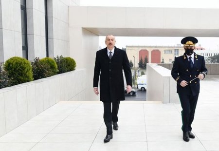 İlham Əliyev Baş Prokurorluğun yeni inzibati binasının açılışında iştirak etdi -  FOTO - VİDEO