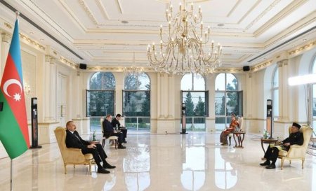 İlham Əliyev İndoneziyanın ölkəmizə yeni təyin olunmuş səfirini qəbul etdi