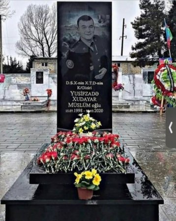 Xudayar Yusifzadənin məzar daşı hazırdır