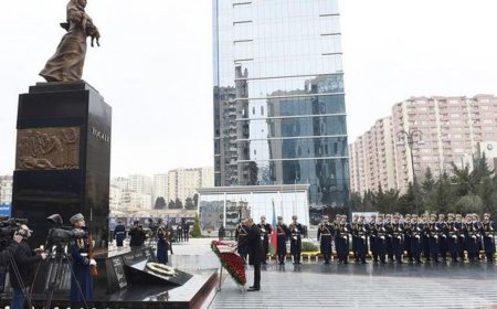 İlham Əliyev və Mehriban Əliyeva “Ana harayı” abidəsini ziyarət etdilər - VİDEOLAR