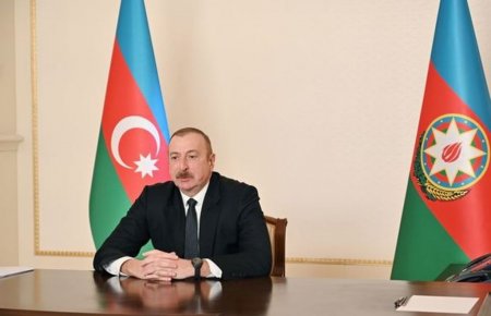 İlham Əliyev Macarıstanın xarici işlər və ticarət nazirini videoformatda qəbul edib