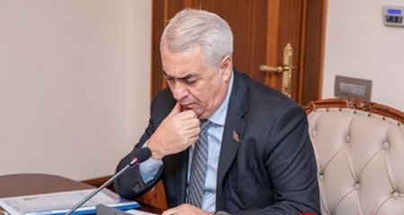 O, Kəlbəcər RİH-də Cavid Qurbanovu təmsil edir...