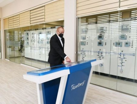 İlham Əliyev yarımstansiyaların açılışında