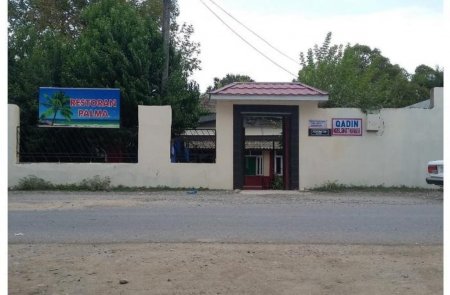 Cəlilabadda biabırçılıq: Restoranda qadın məsləhətxanası fəaliyyət göstərir - FOTO