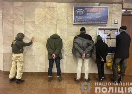 Kiyev metrosuna girən 5 diversant saxlanıldı - VİDEO