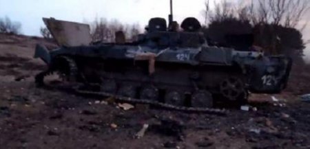 Ukrayna əsgərlərindən Rusiya tanklarına 