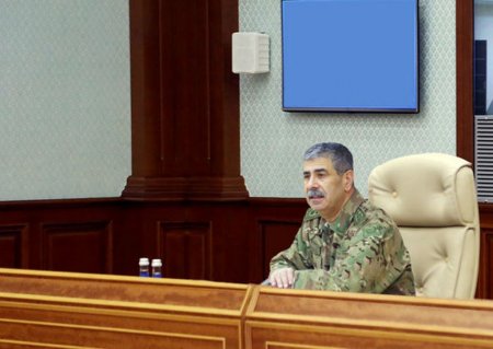 Zakir Həsənovdan TAPŞIRIQ: “Müasir silahların tətbiqinə hər an hazır olun”