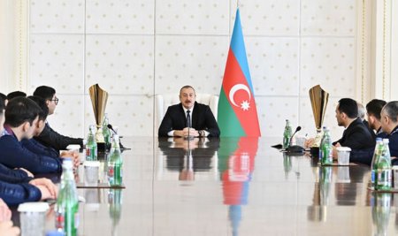İlham Əliyev Avropa çempionatında iştirak edən idmançılarımızı qəbul etdi - VİDEO