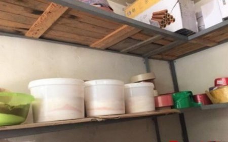 Bakıda “Delikat” MMC insanlara natəmiz kolbasa və sosis satır - ŞOK GÖRÜNTÜLƏR