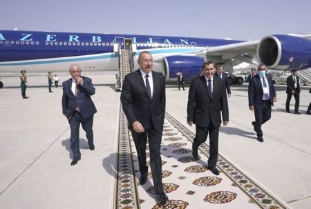 İlham Əliyev Türkmənistanda səfərdədir