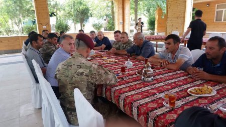 Millət vəkili şəhid ataları, müharibə veteranı və qazilərlə təbiət qoynunda görüşüb - Fotolar