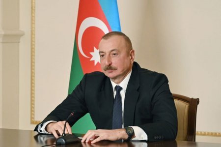 İlham Əliyev bir qrup şəxsi “Dostluq” ordeni ilə təltif etdi