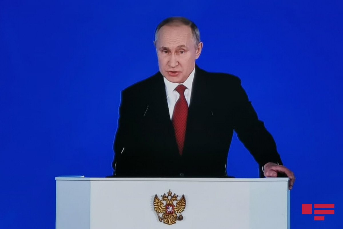 Putin Ukraynanı Rusiya ərazilərini atəşə tutmaqda ittiham edib