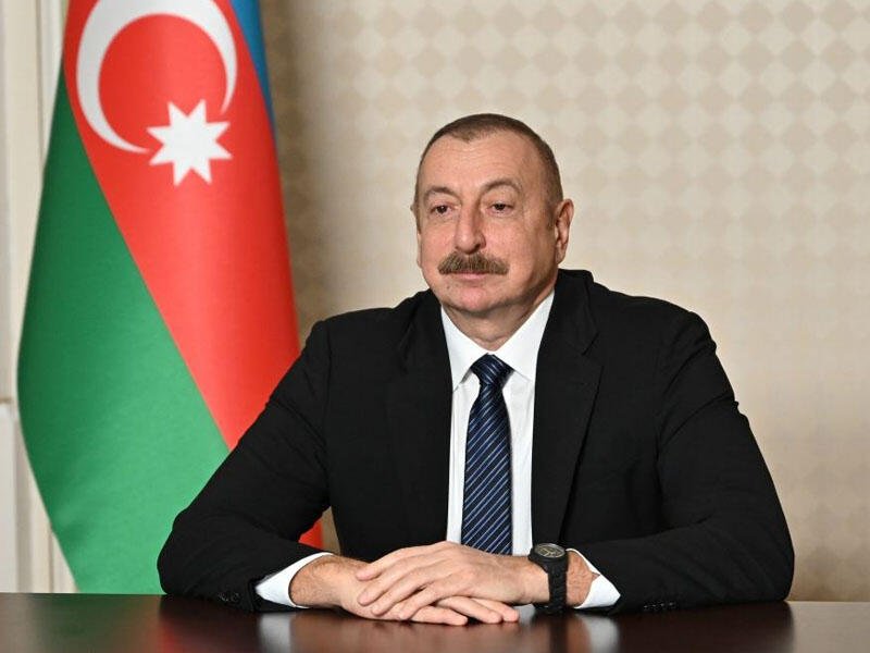 Prezident Azərbaycan yazıçılarının qurultay iştirakçılarına məktub göndərib