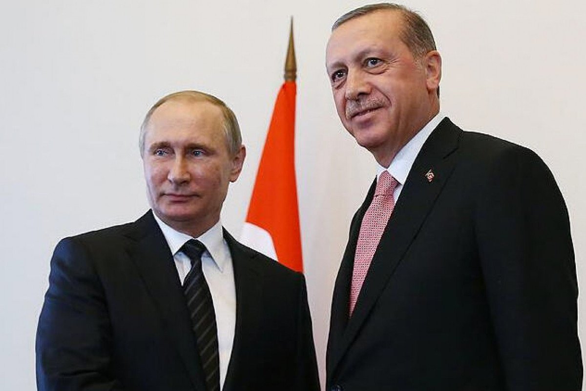 Ərdoğan Putinlə taxıl dəhlizini müzakirə edib