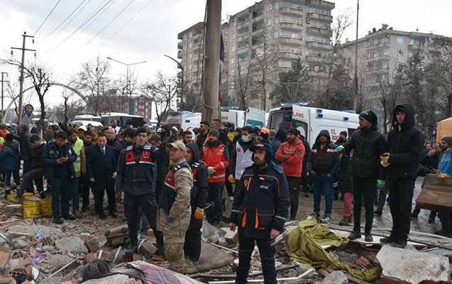 Dağıntılar olan bölgəyə bu sayda səhiyyə işçisi cəlb olundu