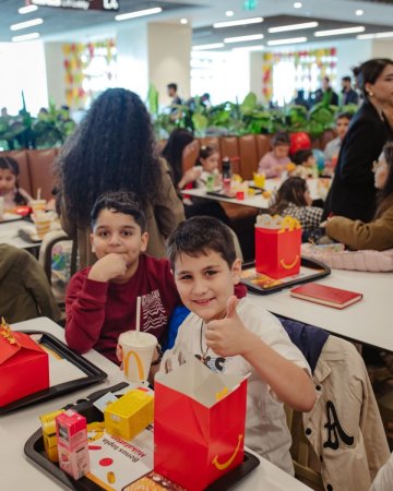 “McDonald’s Azərbaycan” və DSMF şəhid və qazi övladları üçün bayram tədbiri təşkil etdi 