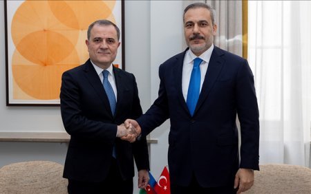 Türkiyə və Azərbaycanın XİN rəhbərləri telefonla danışdı