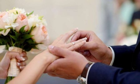 Bakıda cütlük nişan günü ayrıldı – Bəy həbs edildi