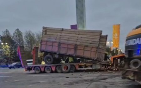 Şəkər çuğunduru ilə dolu “KamAZ” “Yevlax kruqu”na girdi