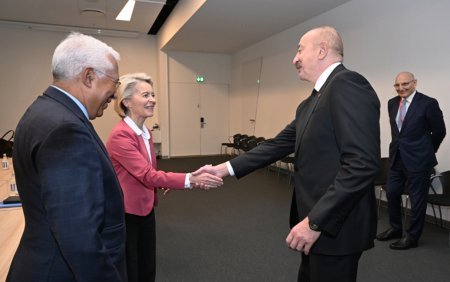 Prezident Koşta və Lyayenlə görüşdü