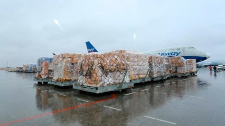 Atəşkəsin başlamasından bəri Qəzzaya gündəlik 560 ton ərzaq daxil olub