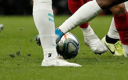 Rəqibini döydü, 99 illik diskvalifikasiya edildi