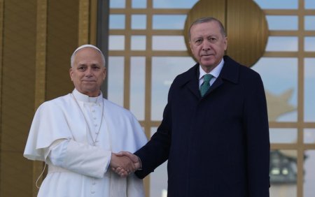 Ərdoğan Roma Papasını qəbul etdi