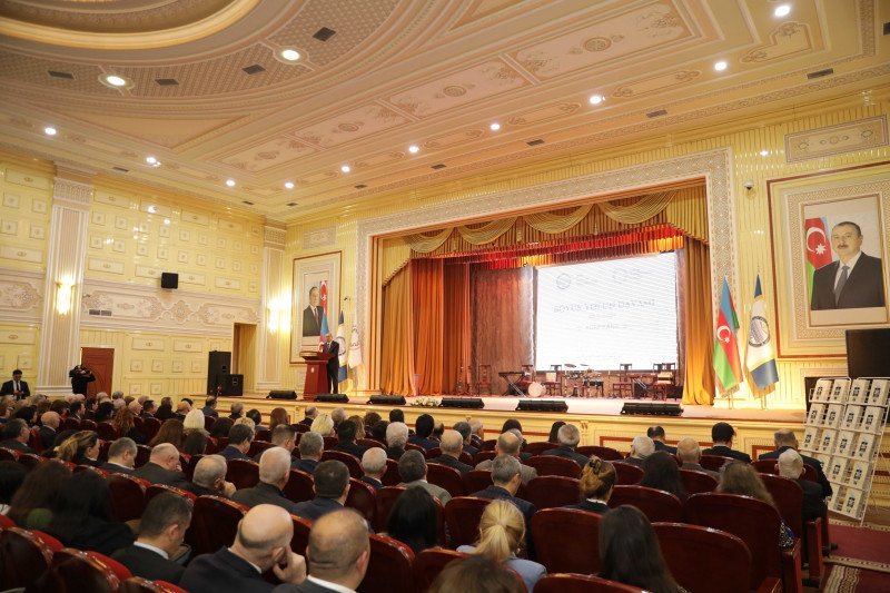 Ziyalı qadınların tarixi yaddaşı, humanist mövqeyi və gələcəyə çağırışı