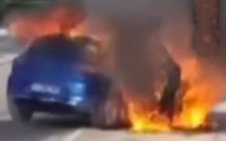 Türkiyə klubunun futbolçusunun maşını yandı