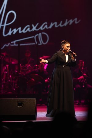 Almaxanım Əhmədlinin növbəti konserti olub