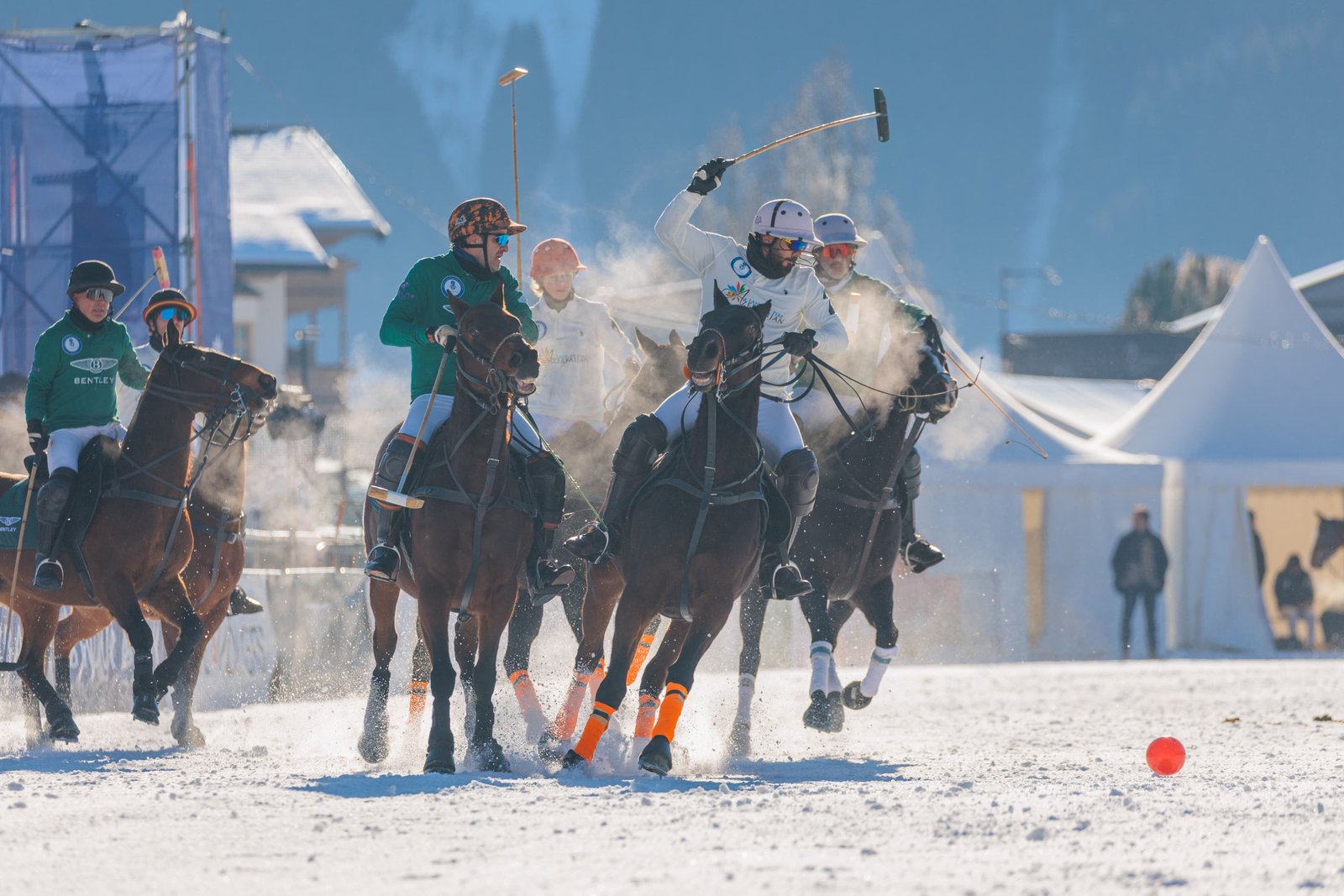 Avstriyanın Kitzbühel şəhərində qarüstü polo üzrə növbəti Dünya Kubokuna start verilib