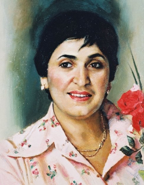 Zərifə xanım Əliyeva - gözlərə nur bəxş edən alim